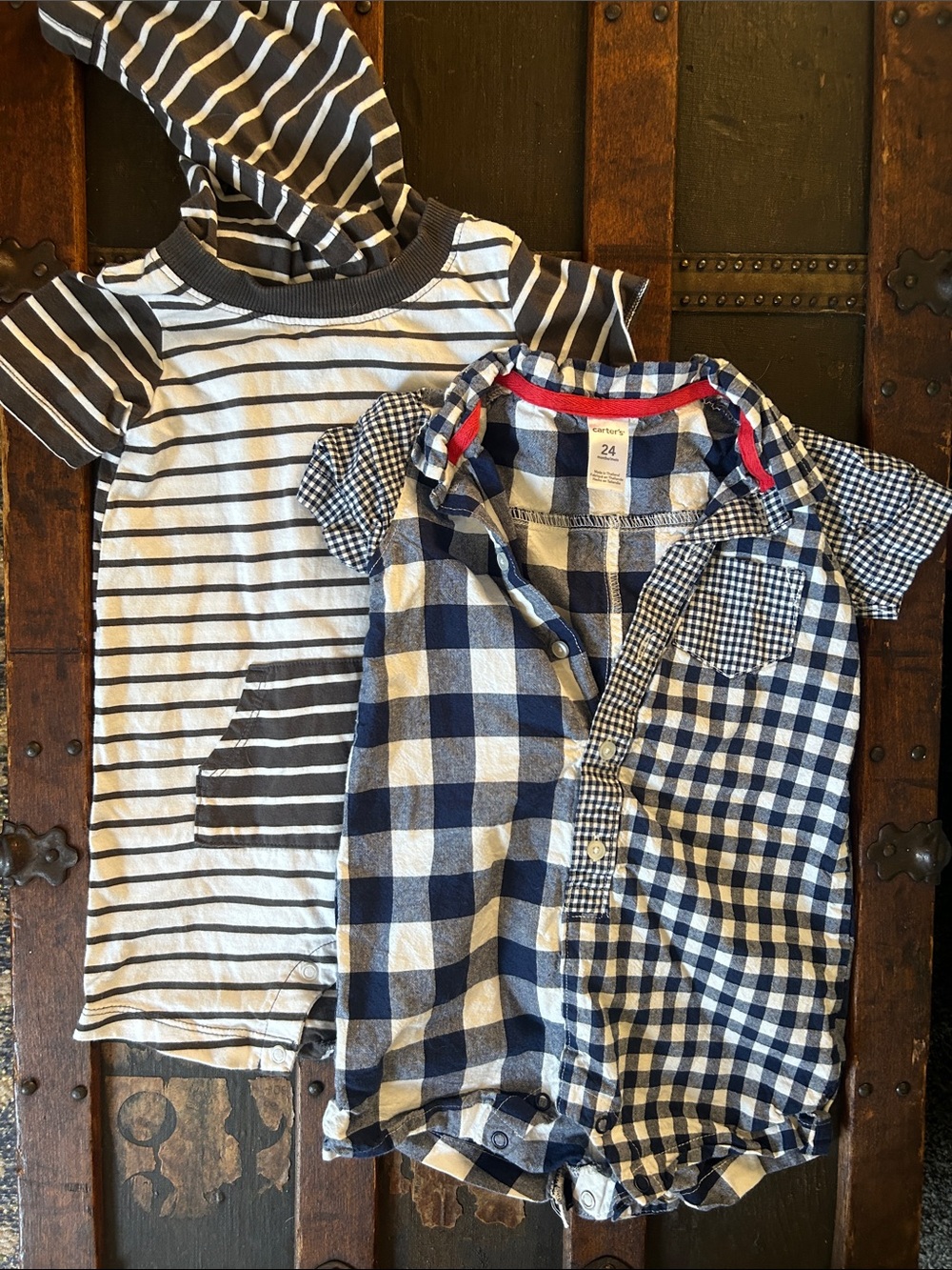 Carter’s onesie bundle; 24 months